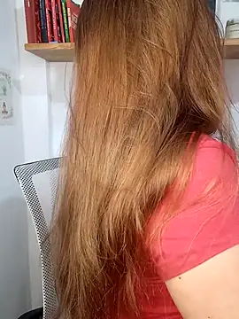 SofiEsteves online show from June 2026 04:45:01 PM