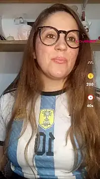 SofiEsteves online show from July 2026 04:04:02 PM