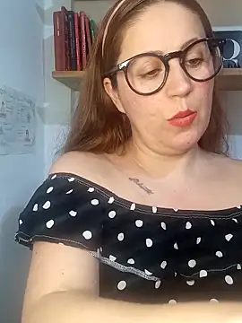 SofiEsteves online show from June 2026 01:56:01 PM