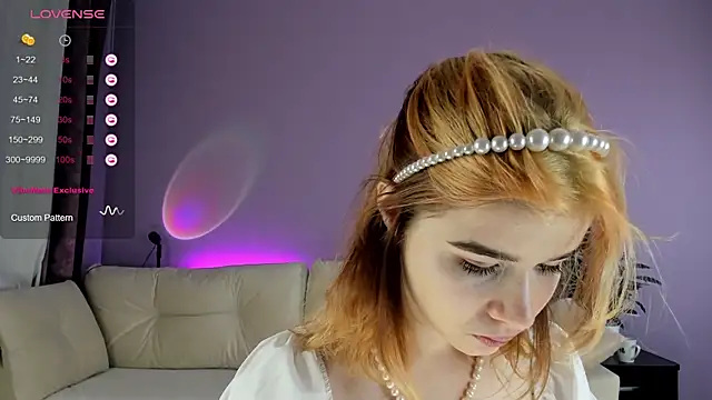 Snapshot of EilinWood chatting on January 2026 02:31:02 PM EilinWood online show from January 2026 02:31:02 PM