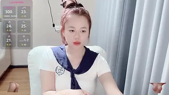 Amireux-8 online show from March 2026 04:27:02 AM