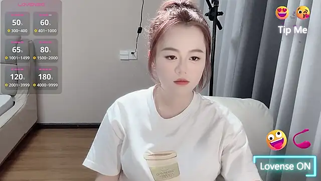 Amireux-8 online show from March 2026 01:01:01 PM