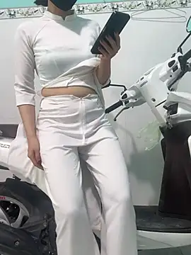 bi biii online show from May 2026 02:43:02 AM