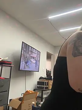 lindzybella online show from March 2026 02:20:02 AM