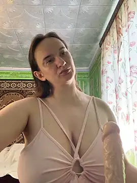 Snapshot of HarychaLysichka chatting on June 2026 08:10:02 AM HarychaLysichka online show from June 2026 08:10:02 AM