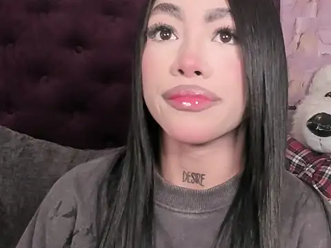 sussie thompsom online show from January 2026 04:43:01 PM