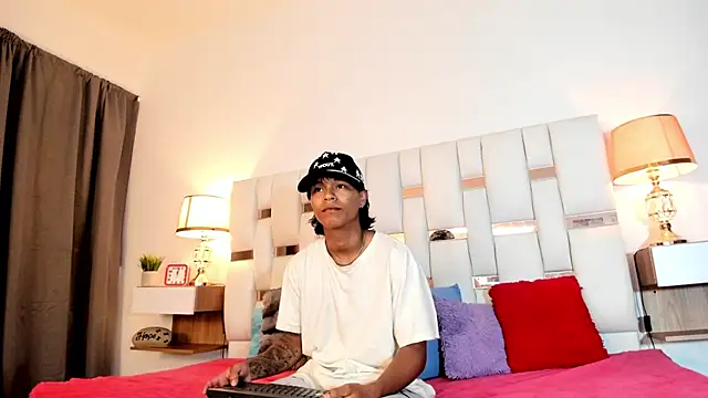 AndyKings 1 online show from April 2026 03:03:01 AM