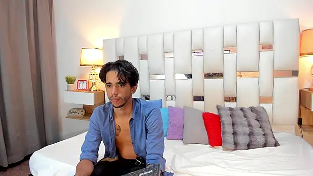 AndyKings 1 online show from April 2026 04:13:02 AM