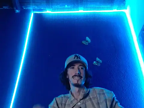 Snapshot of sk8-boy chatting on January 2026 11:17:02 AM sk8-boy online show from January 2026 11:17:02 AM