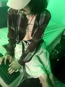 sk8-boy online show from March 2026 04:21:01 PM