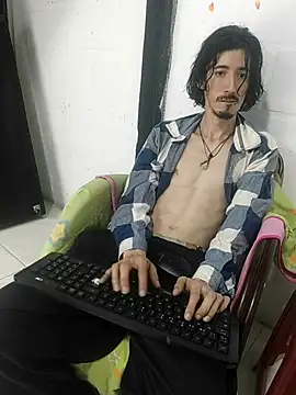 sk8-boy online show from April 2026 04:10:01 PM