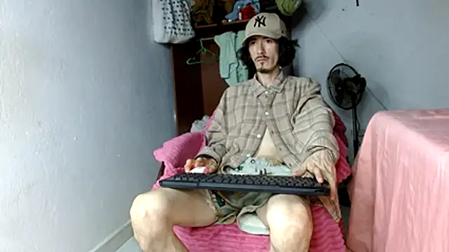 sk8-boy online show from April 2026 02:46:02 PM