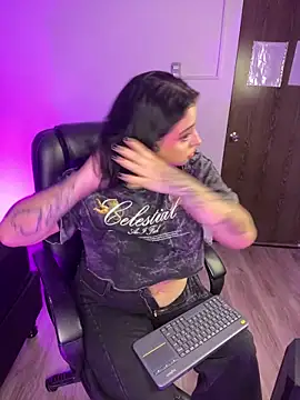 Snapshot of Saarada chatting on February 2026 05:29:02 AM Saarada online show from February 2026 05:29:02 AM