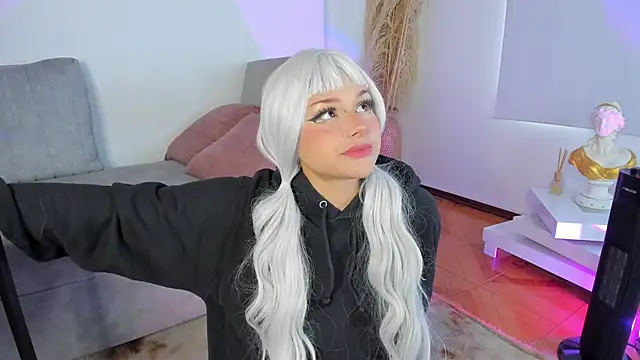 Amelie Wine online show from February 2026 02:47:01 PM