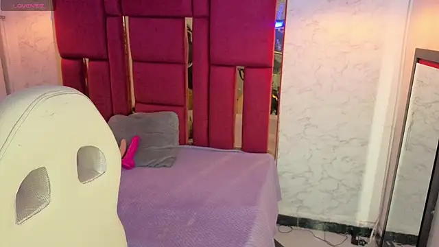 morgana white online show from February 2026 06:49:02 PM