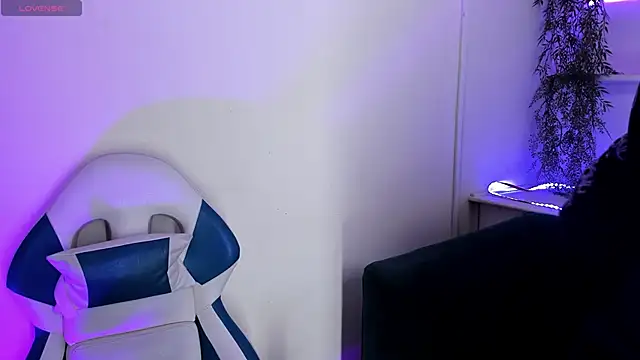 morgana white online show from May 2026 11:02:02 AM