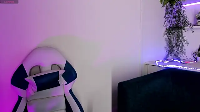 morgana white online show from April 2026 11:12:01 AM