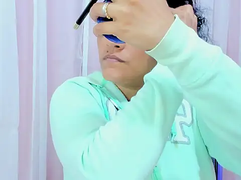 Bianca slut1 online show from January 2026 01:07:01 PM