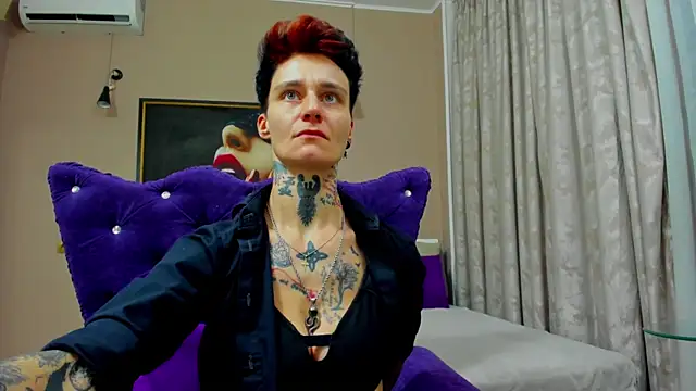 Snapshot of KennyXSX chatting on December 2025 08:03:01 PM KennyXSX online show from December 2025 08:03:01 PM