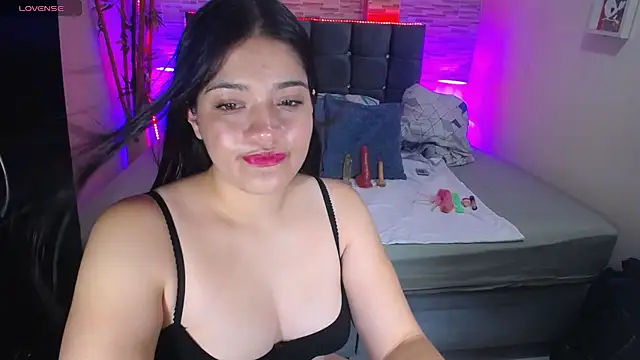 Valeri hot22 online show from April 2026 08:37:02 PM