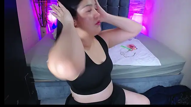 Valeri hot22 online show from May 2026 08:59:01 PM