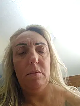 theblondecocklover online show from April 2026 07:26:02 AM