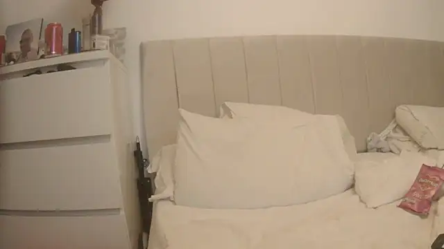 theblondecocklover online show from March 2026 06:57:01 PM