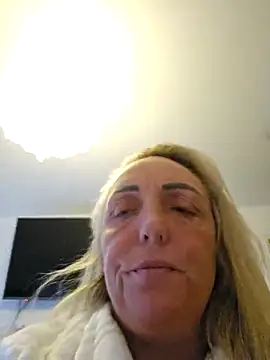 theblondecocklover online show from March 2026 07:13:01 AM