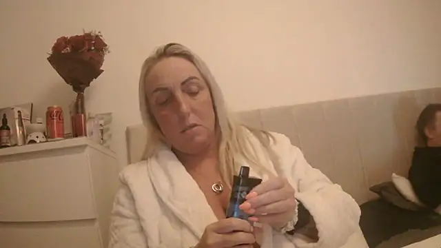 theblondecocklover online show from March 2026 07:16:02 PM