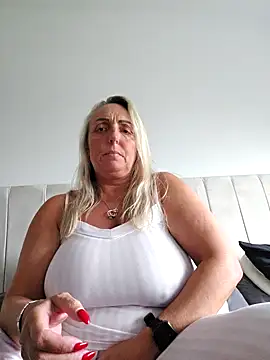 theblondecocklover online show from May 2026 07:07:02 PM