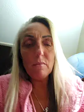 theblondecocklover online show from May 2026 12:17:01 AM