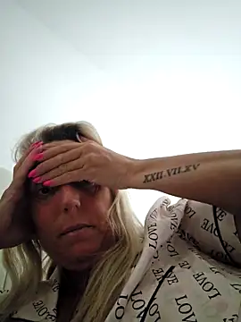 theblondecocklover online show from May 2026 07:51:02 AM