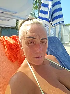 Snapshot of theblondecocklover chatting on July 2026 07:04:02 AM theblondecocklover online show from July 2026 07:04:02 AM