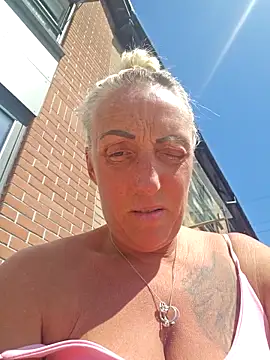 theblondecocklover online show from May 2026 11:30:02 AM