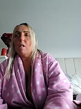 theblondecocklover online show from May 2026 06:16:01 PM