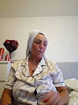 theblondecocklover online show from May 2026 08:16:01 PM
