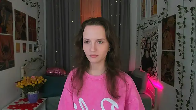 Snapshot of Ariadna_Shy chatting on February 2025 10:42:01 PM Ariadna Shy online show from February 2025 10:42:01 PM