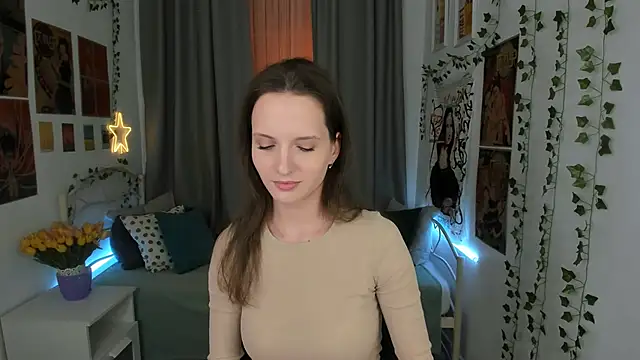 Snapshot of Ariadna_Shy chatting on February 2025 10:12:01 PM Ariadna Shy online show from February 2025 10:12:01 PM