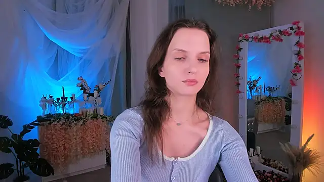 Snapshot of Ariadna_Shy chatting on February 2025 10:37:01 PM Ariadna Shy online show from February 2025 10:37:01 PM