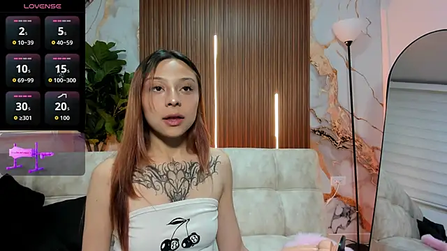 Nickie reed  online show from December 2025 08:53:01 PM