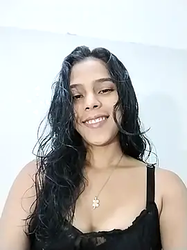 Emily hot26 online show from February 2026 08:39:01 PM