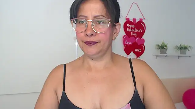 christy ant online show from February 2026 06:28:02 PM