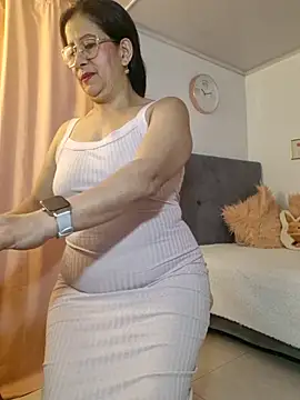Snapshot of christy_ant chatting on June 2026 10:59:02 PM christy ant online show from June 2026 10:59:02 PM