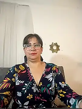 christy ant online show from February 2026 07:11:01 PM