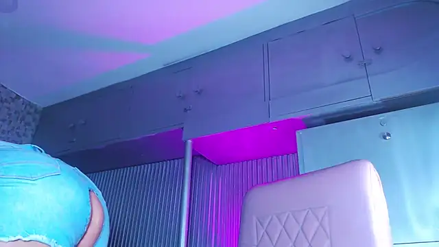 HankMelodi online show from February 2026 07:58:01 PM