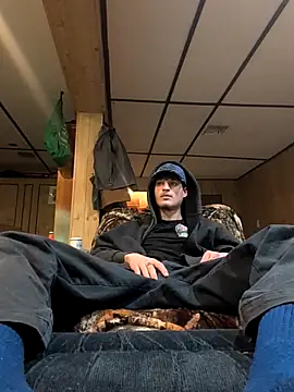 B8RHUNG online show from December 2025 10:56:01 PM