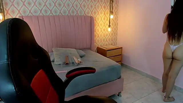 clarise hall3 online show from April 2026 07:07:01 PM