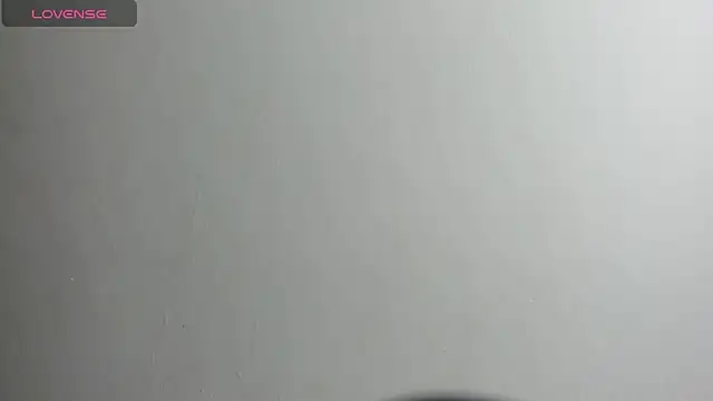 LINA DUBOIS3 online show from December 2025 12:49:02 PM