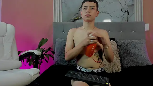 alex xhunter online show from April 2026 07:21:02 PM