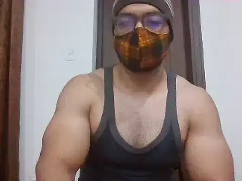 Snapshot of NunnuLelo chatting on April 2026 09:10:02 PM NunnuLelo online show from April 2026 09:10:02 PM